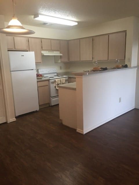 Cameron Court