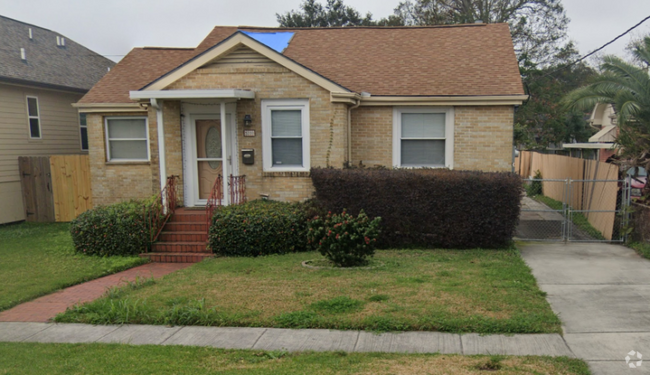 Building Photo - 5310 Cameron Blvd Rental