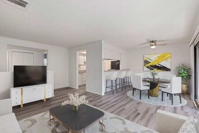 Cedar Glen Apartments