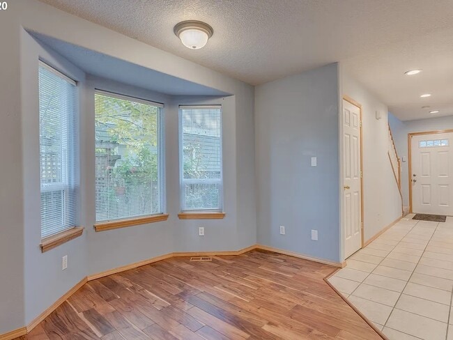Photo - 765 SE 8th Ave
