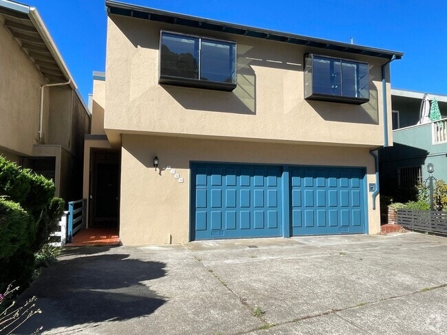 Building Photo - Beautiful Golden Gate Heights 5 Bed/3.5 Ba... Rental