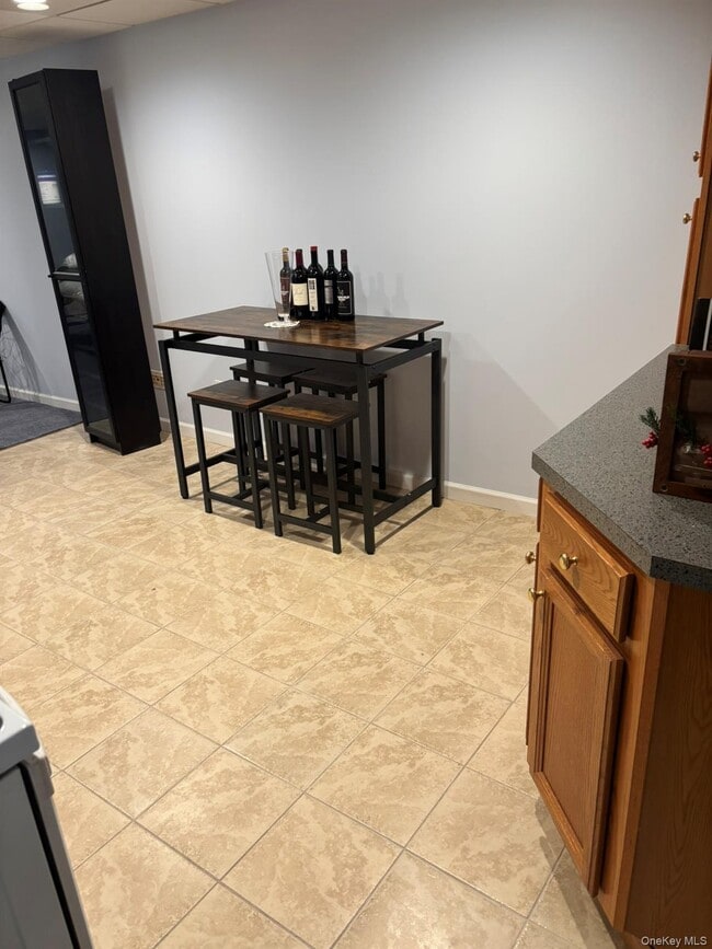 Photo - 323 Peconic Ave