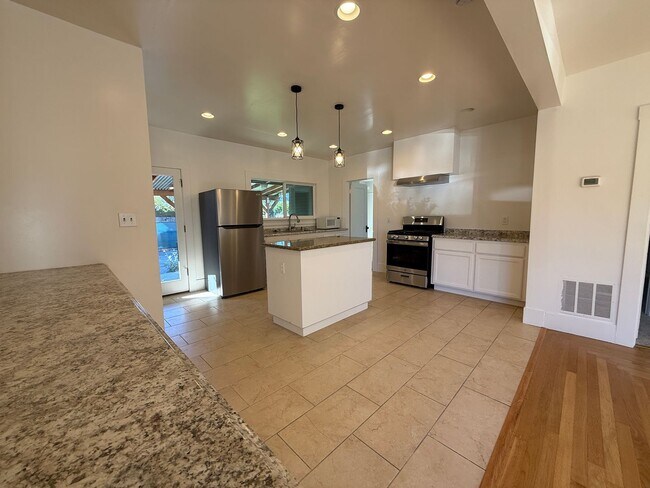 Photo - Charming Campbell 3 Bedroom 1 Bath Home with Backyard and Basement