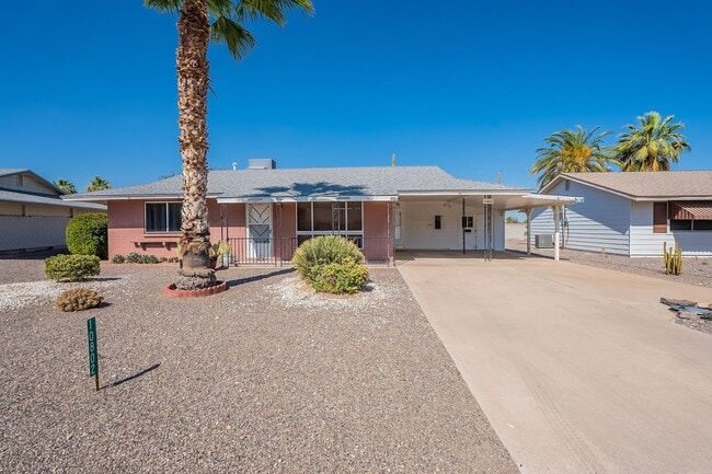 Building Photo - 10802 W Hope Dr