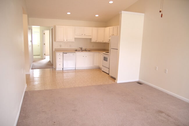 Photo - 104 Brookside Dr Unit 104-D