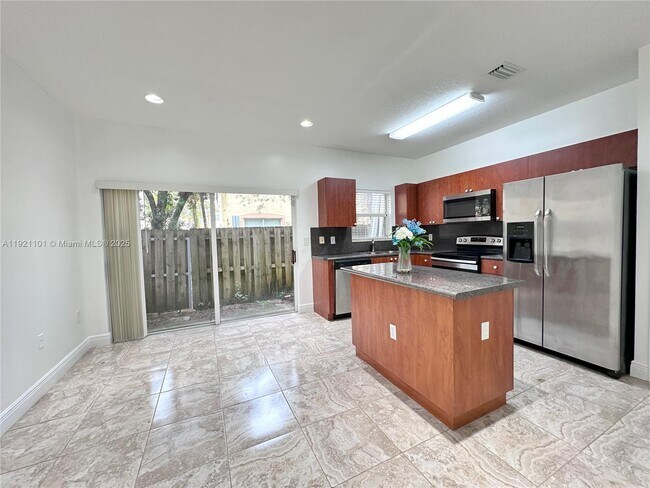 Photo - 2905 SE 15th Terrace