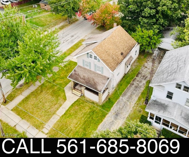 Photo - 67 E Archwood Ave