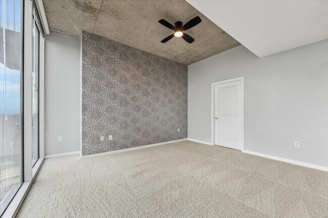 Photo - 5925 Almeda Rd Unit 12015