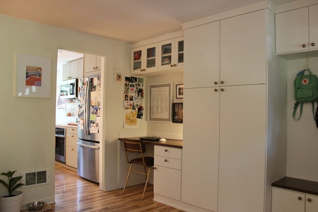 Photo - 4826 Terrace Dr NE