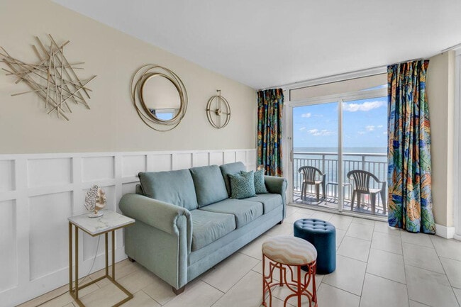 Building Photo - 1708 N Ocean Blvd Rental