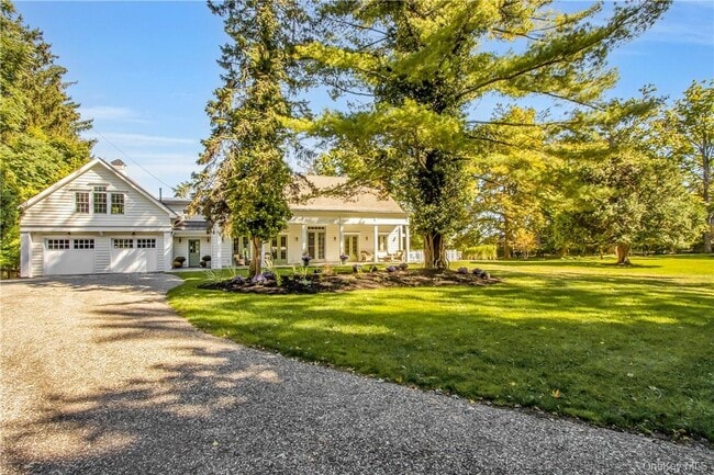 Photo - 619 N Broadway