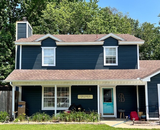 Building Photo - 427 Country Ln Dr Rental