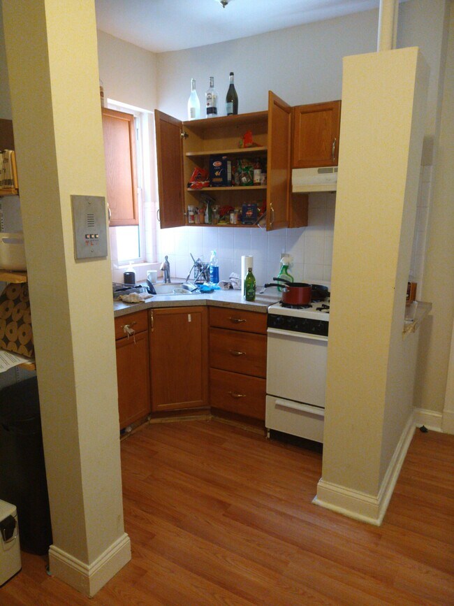 Photo - 1193 Commonwealth Ave