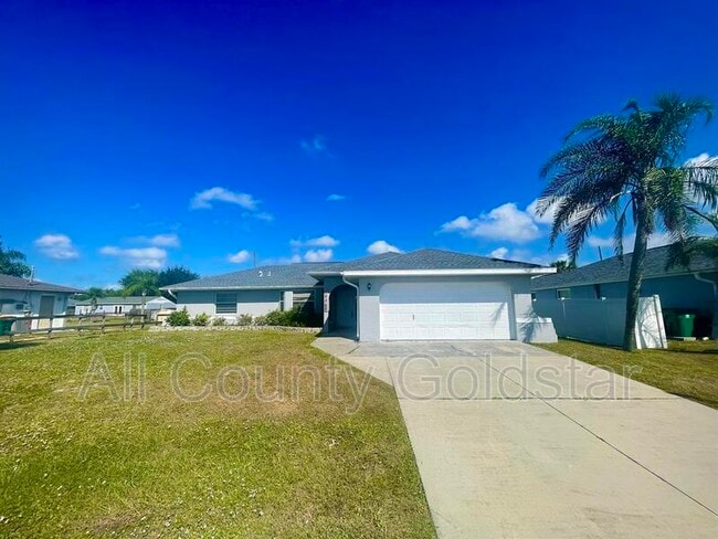 Building Photo - 19468 Edgewater Dr