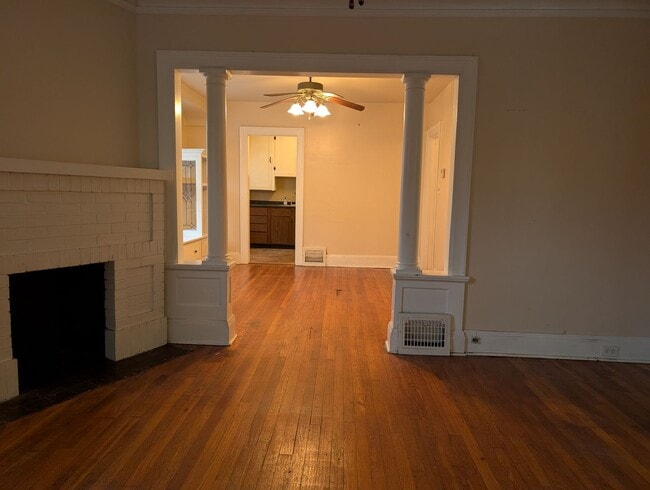 Photo - 3160 Meadowbrook Blvd