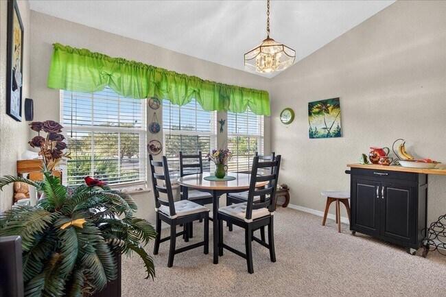 1810 Waterford Dr Unit 6