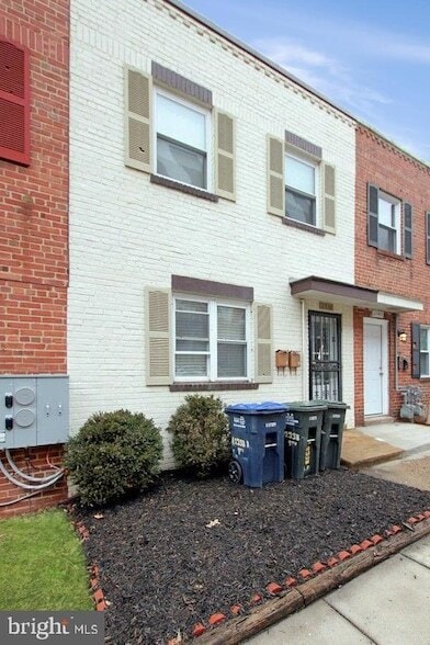 Photo - 2538 9th St NW