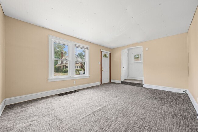 Photo - Bright living ? cozy dining flow for every...