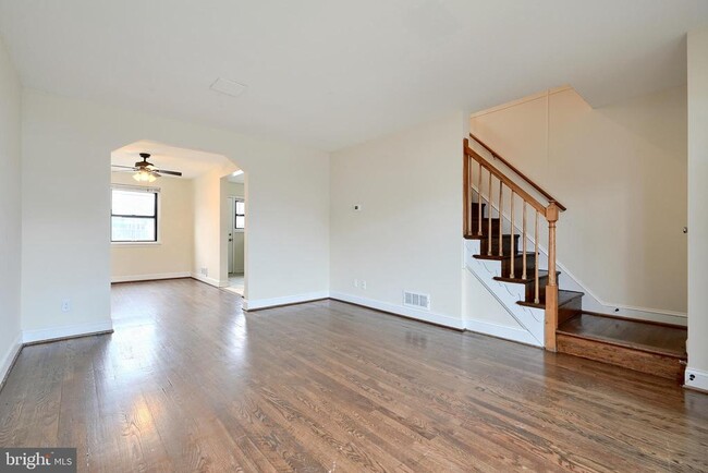 Photo - 651 48th St Townhome