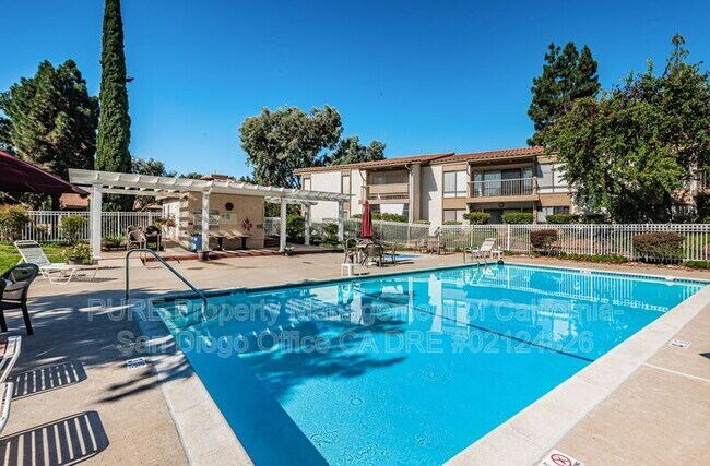 Photo - 12555 Oaks N Dr