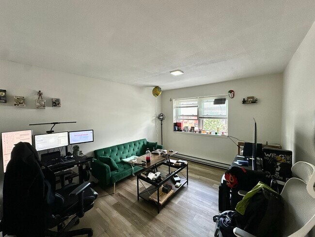 Photo - 720 Bennington St Unit 210