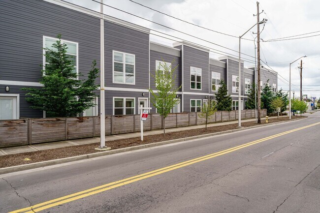 Photo - Evergreen Townhomes Unit 103