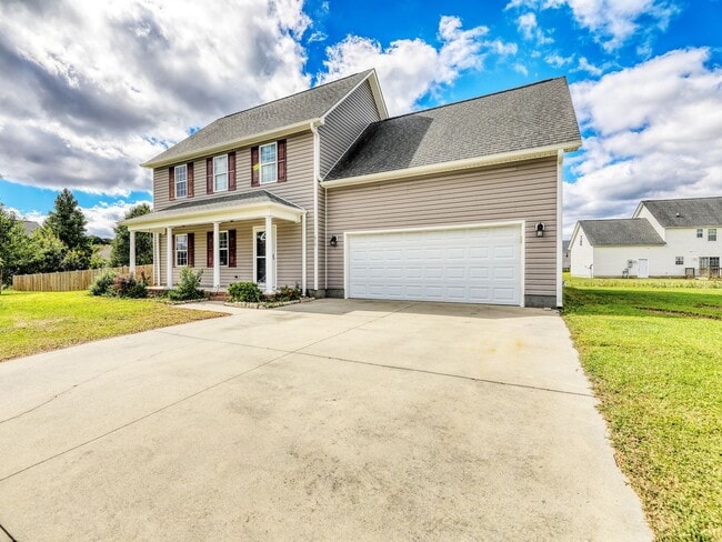 Photo - Well maintained 4 bedroom home in Beaufort