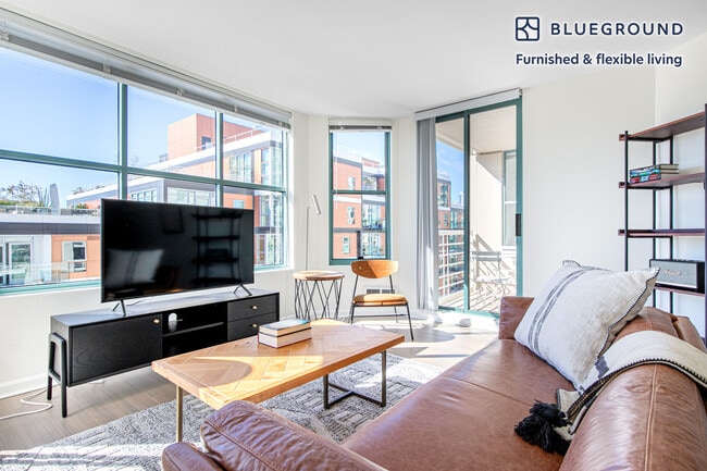 Photo - 2 Townsend St Unidad FL9-ID426