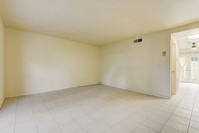 Photo - 6422 Burgoyne Dr.