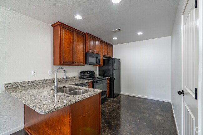 3BR, 2BA - 1,153SF - Kitchen