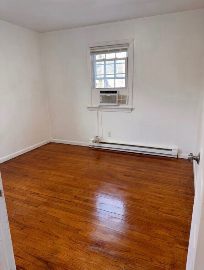 Photo - 1007 W 36th St Unidad 4