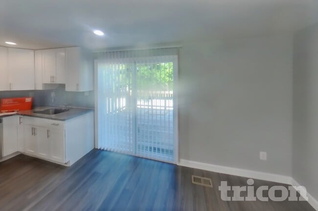 Photo - 808 Ruxshire Dr