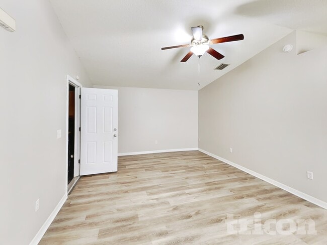 Photo - 4409 Venice Dr