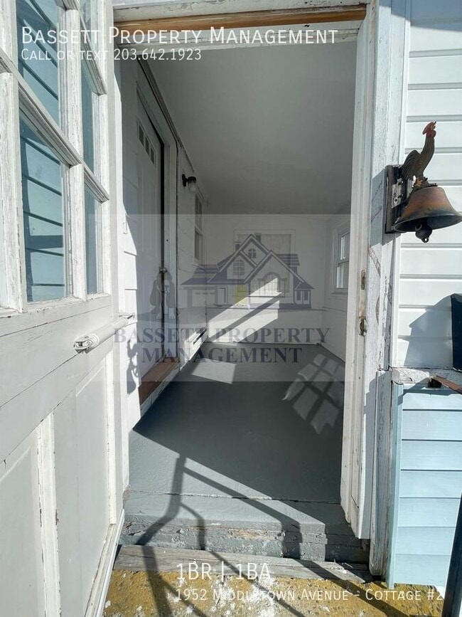 Photo - 1952 Middletown Ave