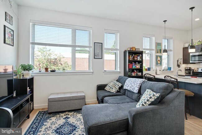 Photo - 507 S 8th St Unidad 104