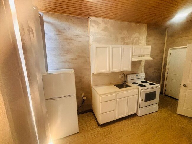 Photo - 149 Millsaps Ave Unidad C