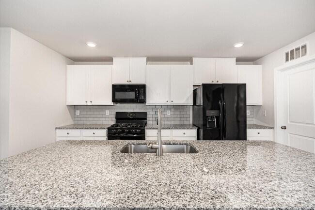 Photo - 3113 Treyson Dr