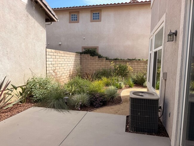 Photo - 2872 La Plata Dr