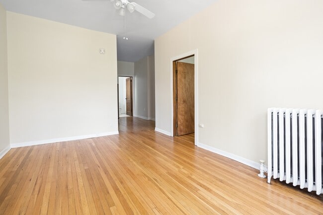 Photo - 5618 N Winthrop Ave Unidad 3R