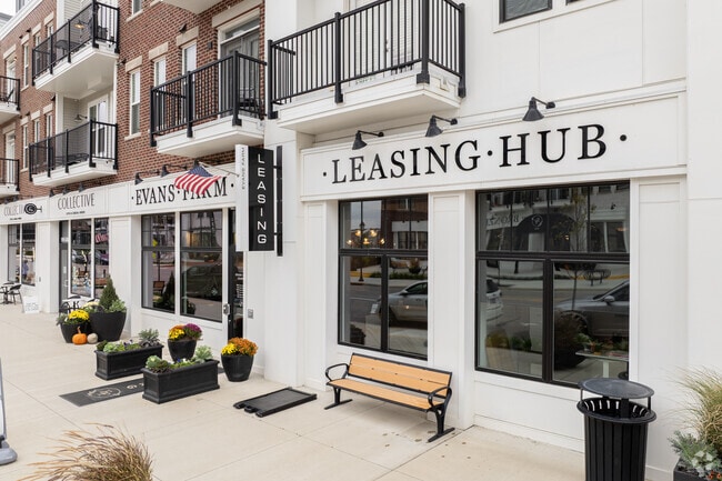 Leasing Office Exterior - Evans Farm