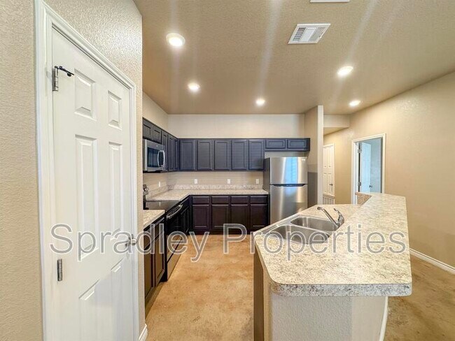 Photo - 1573 Vani Ct