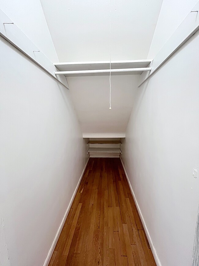 Photo - 18411 Chagrin Blvd