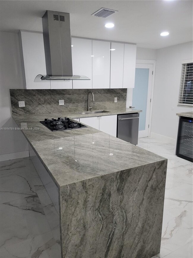 Photo - 5651 SW 109th Ct