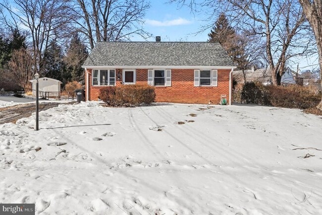 Photo - 1828 Olmstead Dr