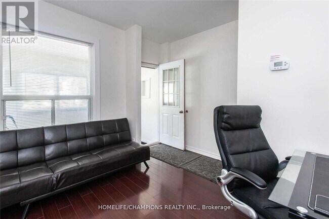 Photo - 106 Lamb Ave