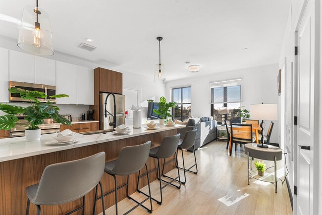 Photo - 600 Broadway Unidad ID1240317P