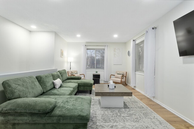 Photo - 10706 W 90th Ter