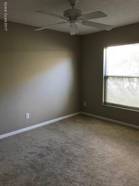 Photo - 934 Shaw Cir