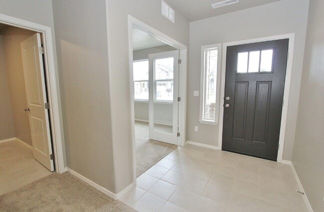 Photo - Spacious Home in Quiet Neighborhood