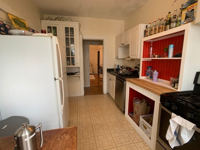 Photo - 1515 Beacon St Unit 1